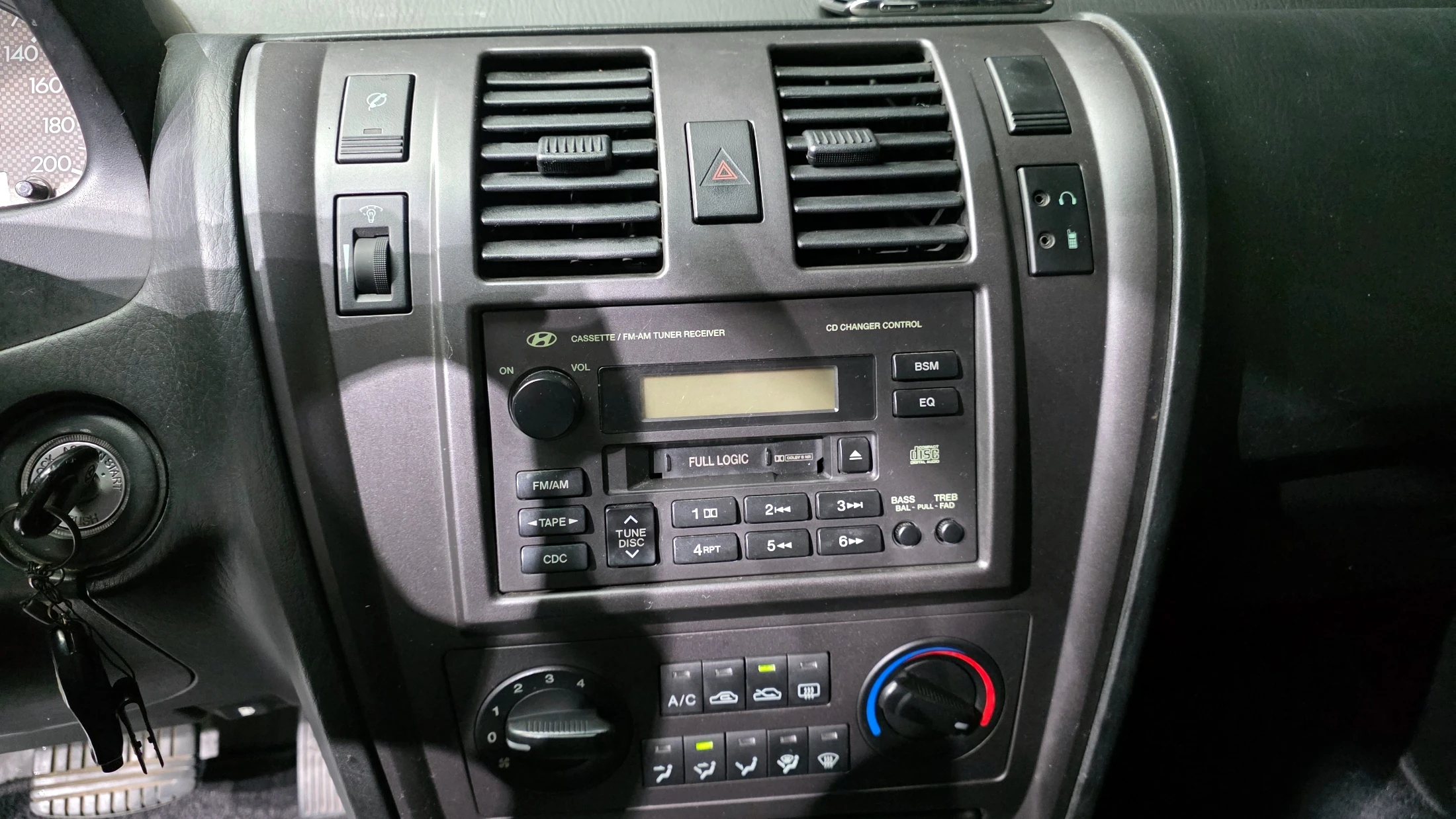 Hyundai Terracan, 2002 — фото 17
