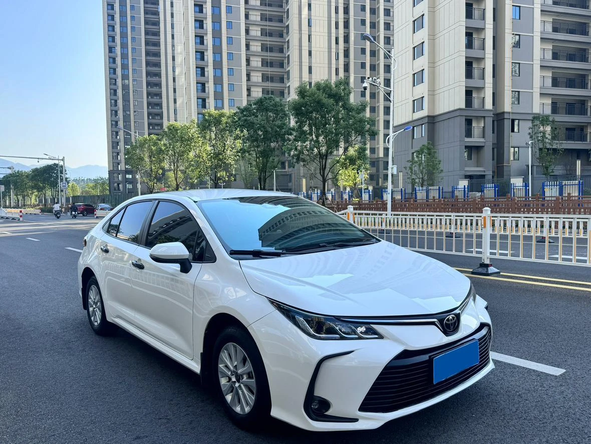 Toyota Corolla, 2023 — фото 3