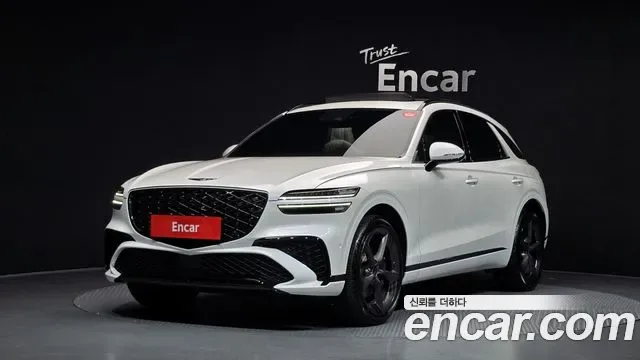 Genesis Gv70