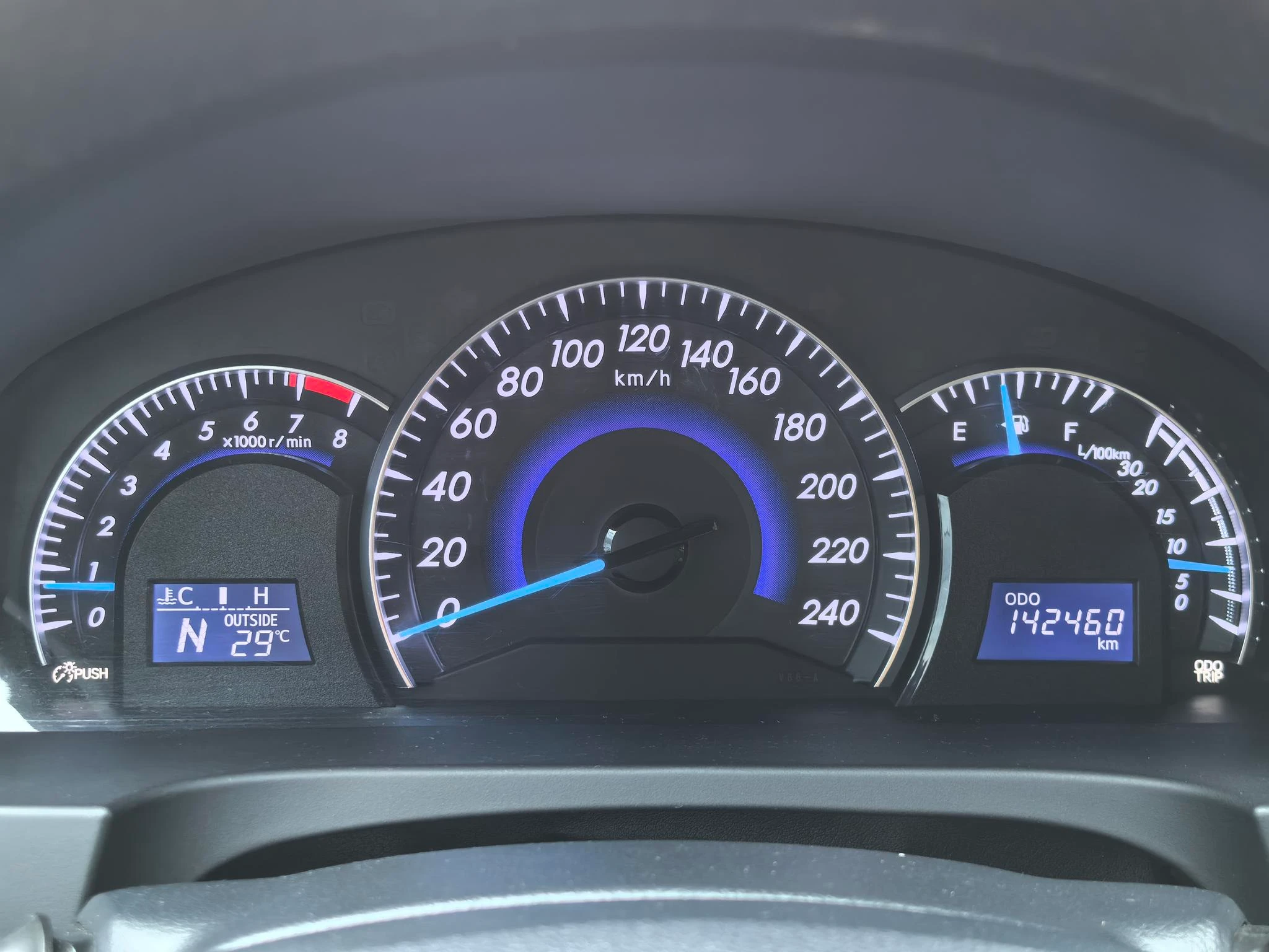 Toyota Camry, 2015 — фото 27