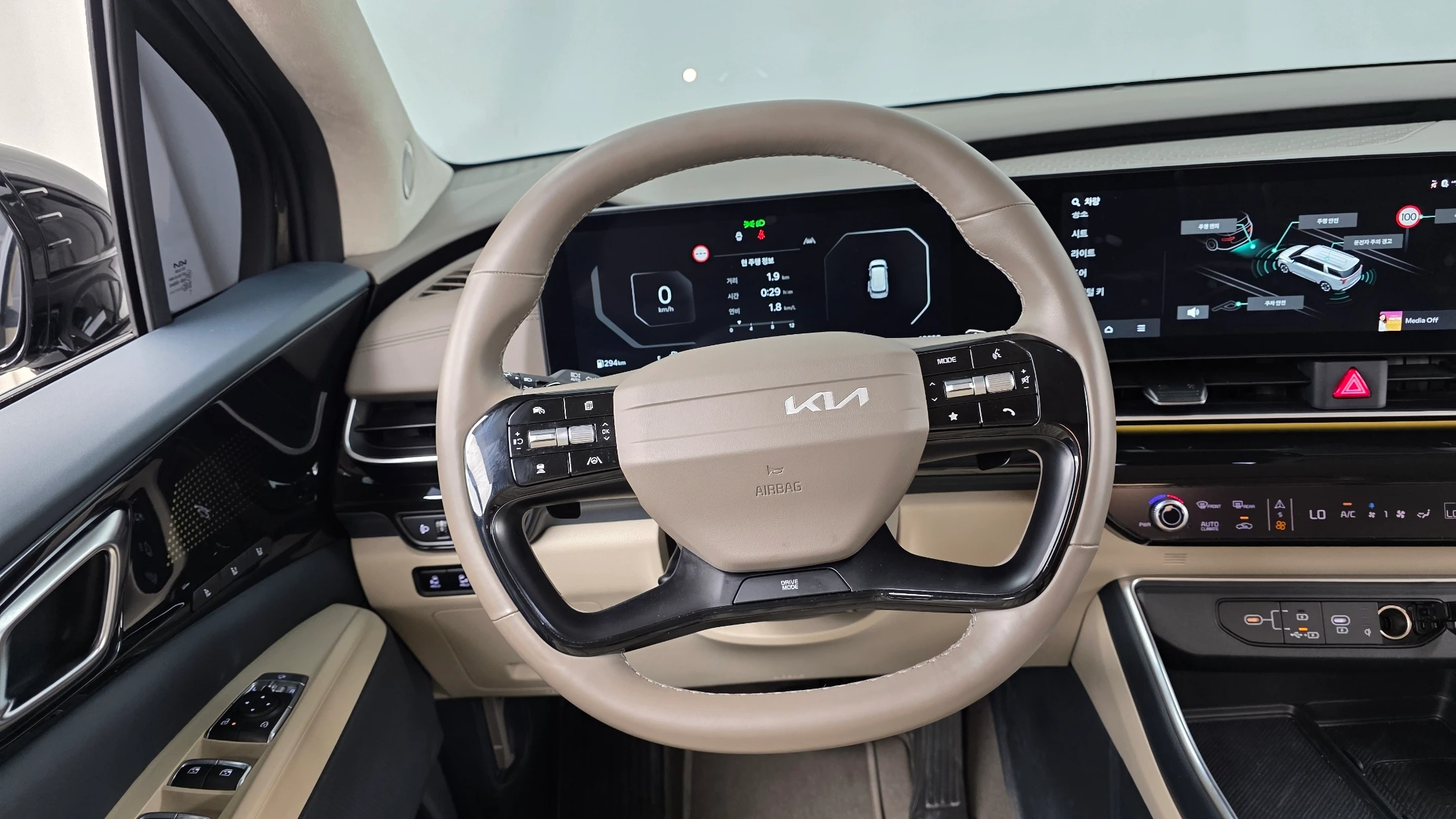 Kia Canival Carnival, 2025 — фото 15