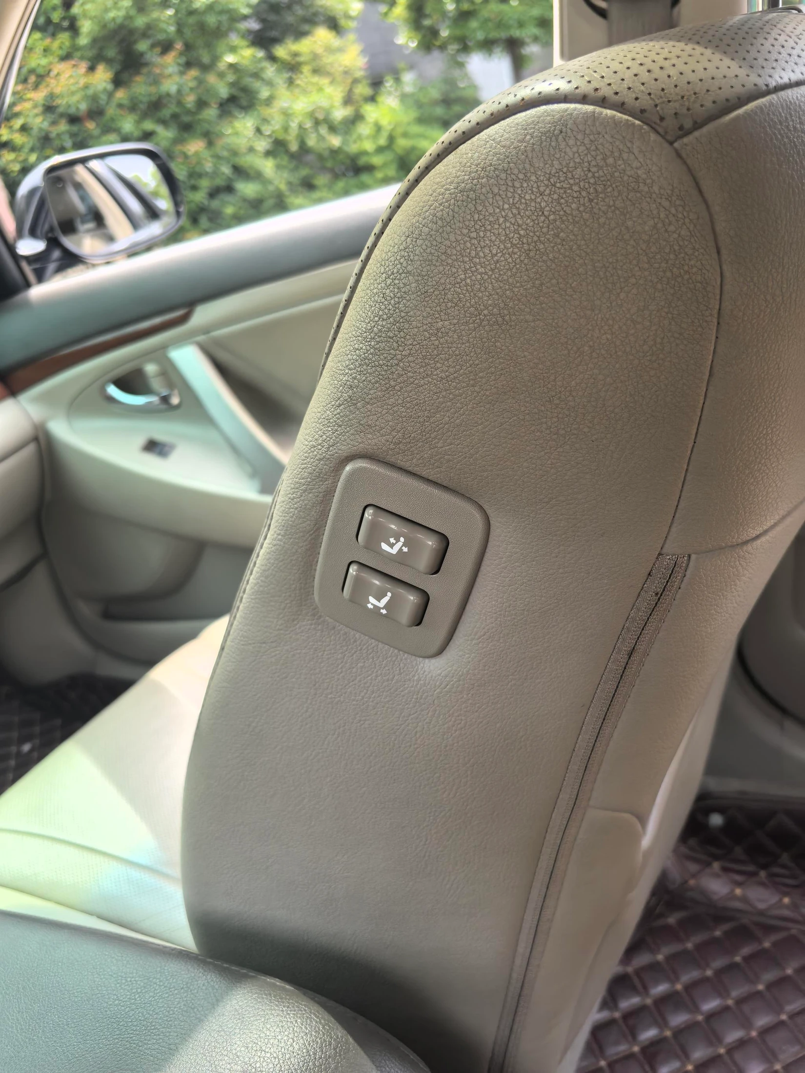 Toyota Camry, 2013 — фото 19