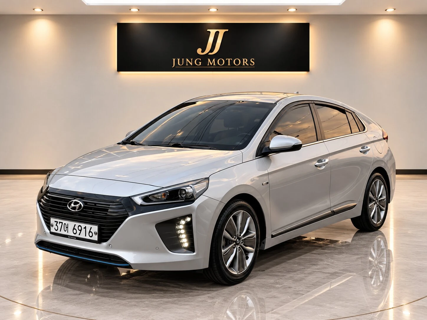Hyundai Ioniq Ionic Hybrid