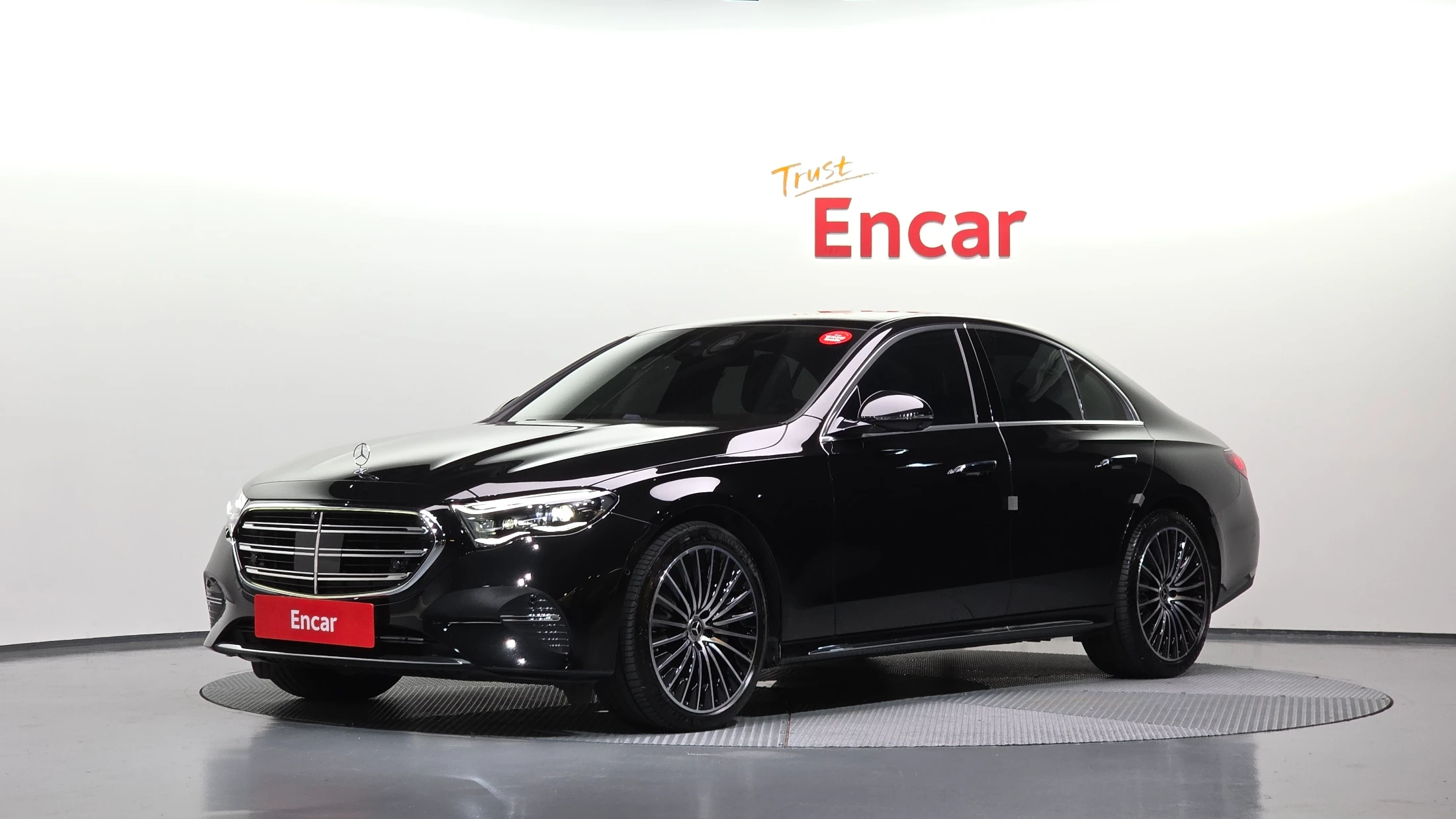 Mercedes-Benz E-Class W214