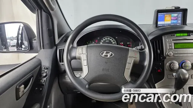 Hyundai Starex Grand Starex, 2012 — фото 13