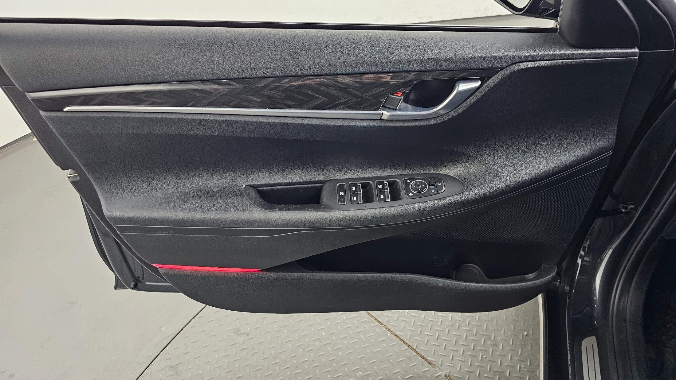 Hyundai Grandeur Ig Hybrid, 2017 — фото 24