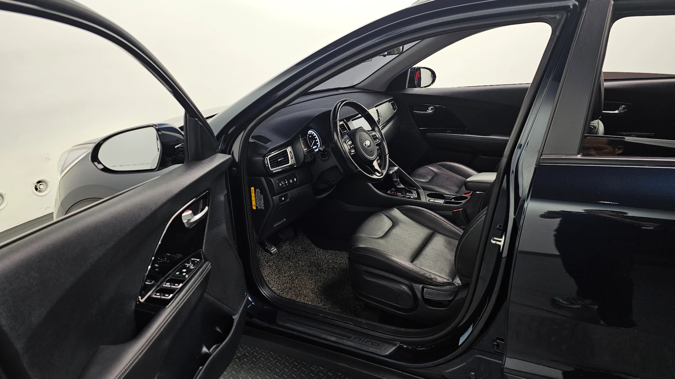 Kia Niro, 2018 — фото 11