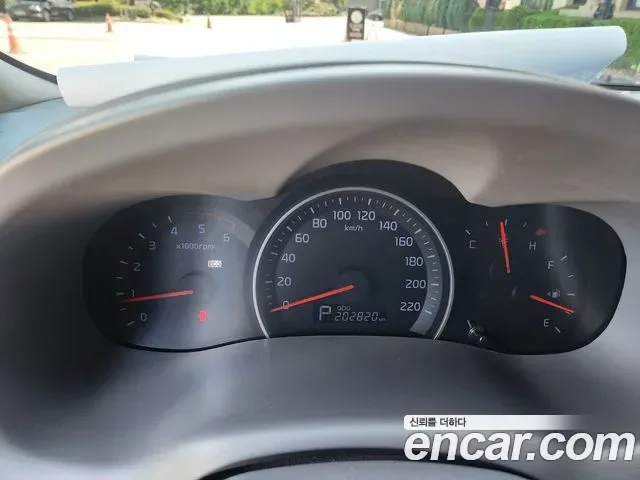 Kia Canival Carnival R, 2012 — фото 14