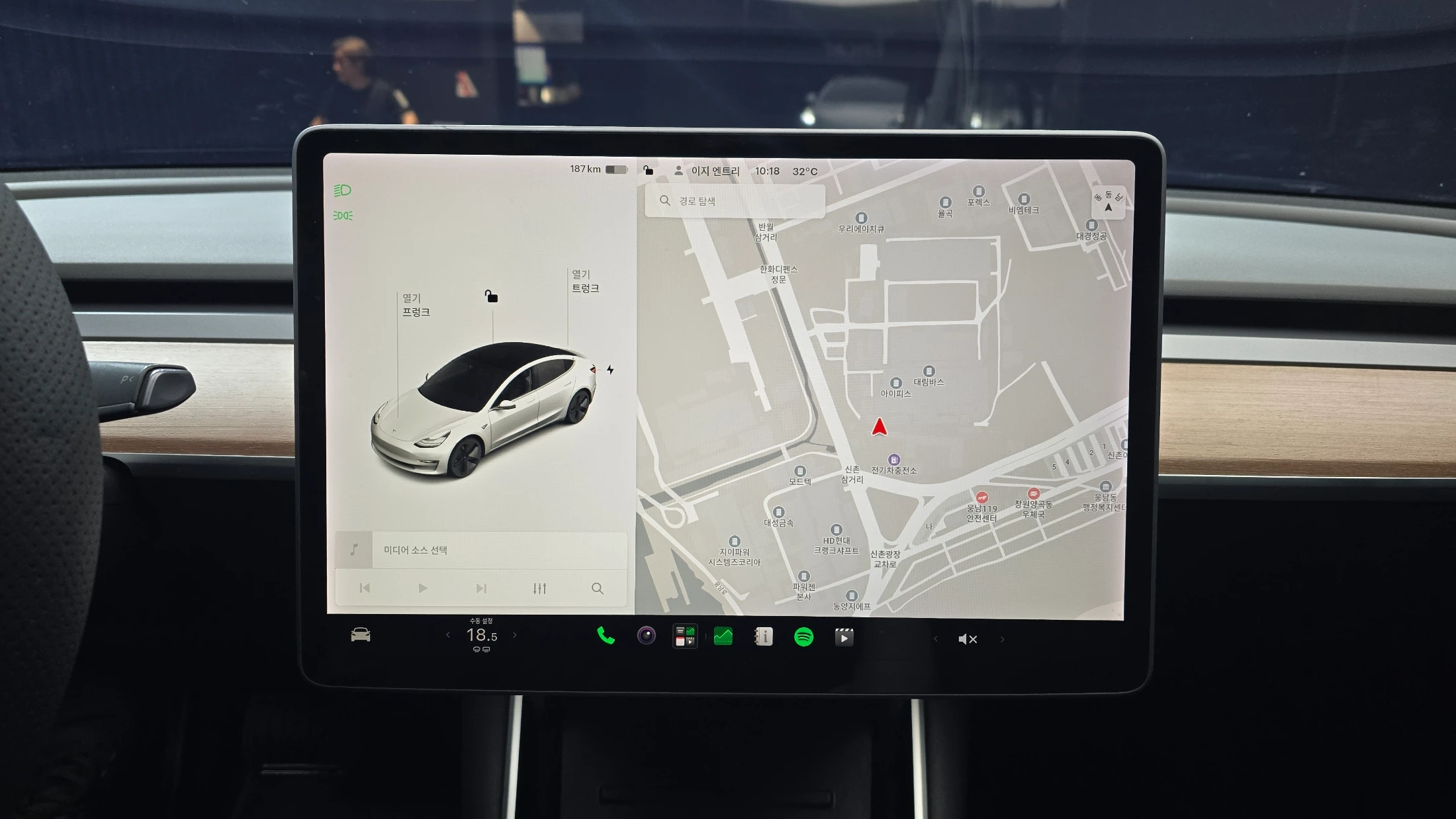 Tesla Model 3, 2019 — фото 14