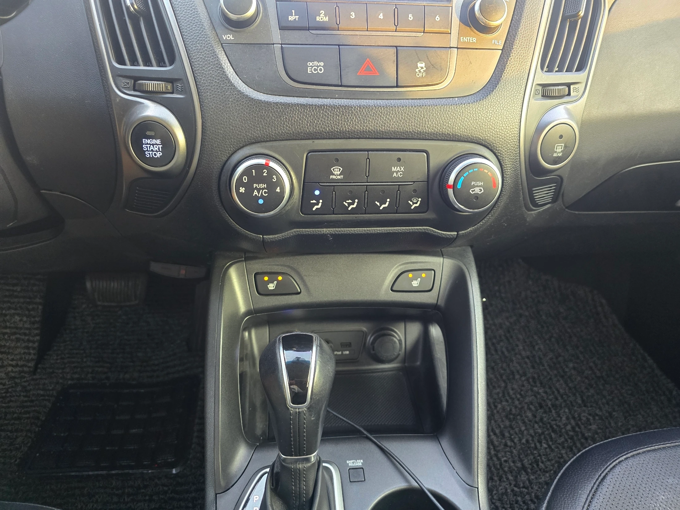 Hyundai Tucson ix, 2015 — фото 12