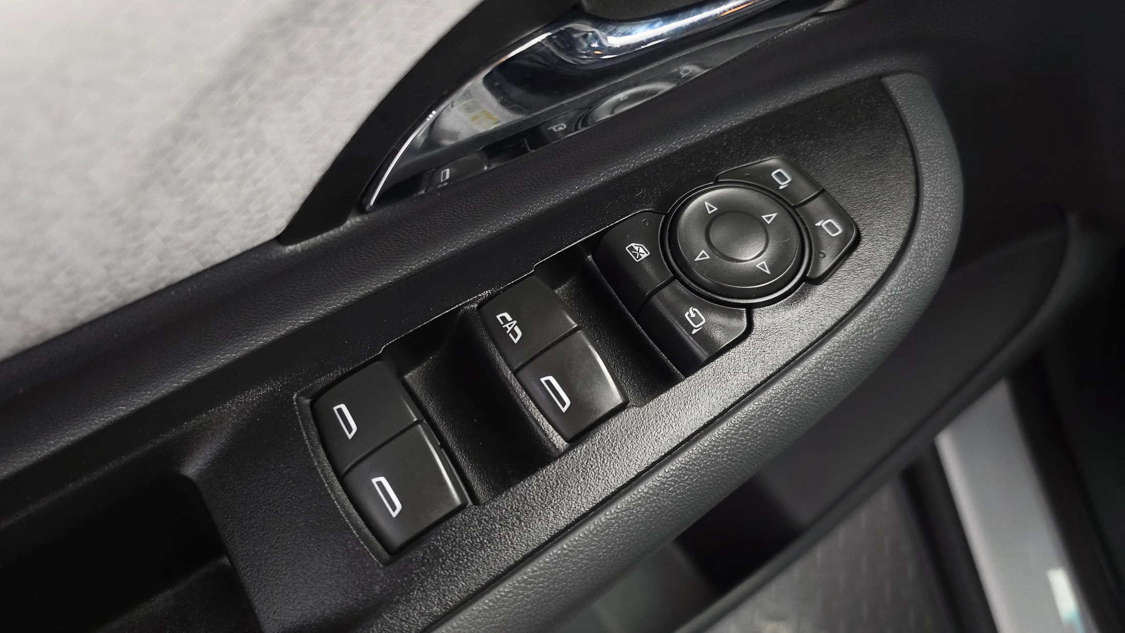 ChevroletGMDaewoo Bolt Ev, 2018 — фото 18