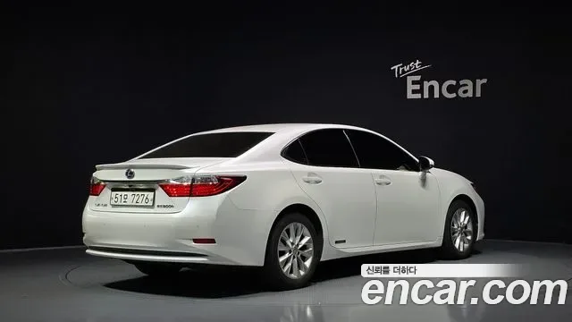 Lexus Es ES300h, 2013 — фото 2