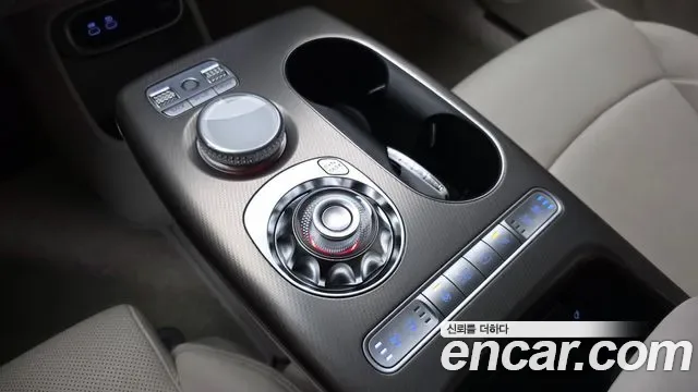 Genesis Gv60, 2022 — фото 9