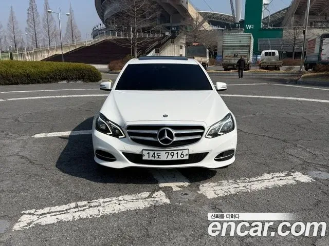 Mercedes-Benz E-Class W212