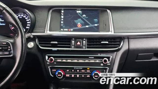 Kia K5 Hybrid, 2016 — фото 15