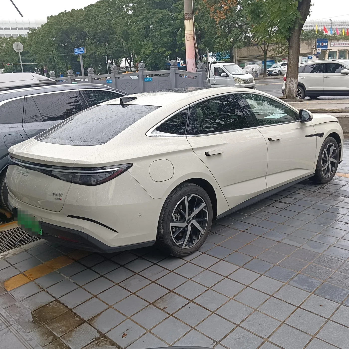 BYD Seal 07DM, 2026 — фото 12