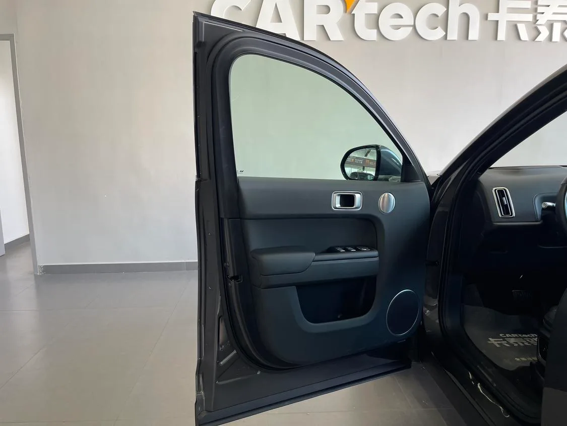 Li Auto Ideal L7, 2023 — фото 17