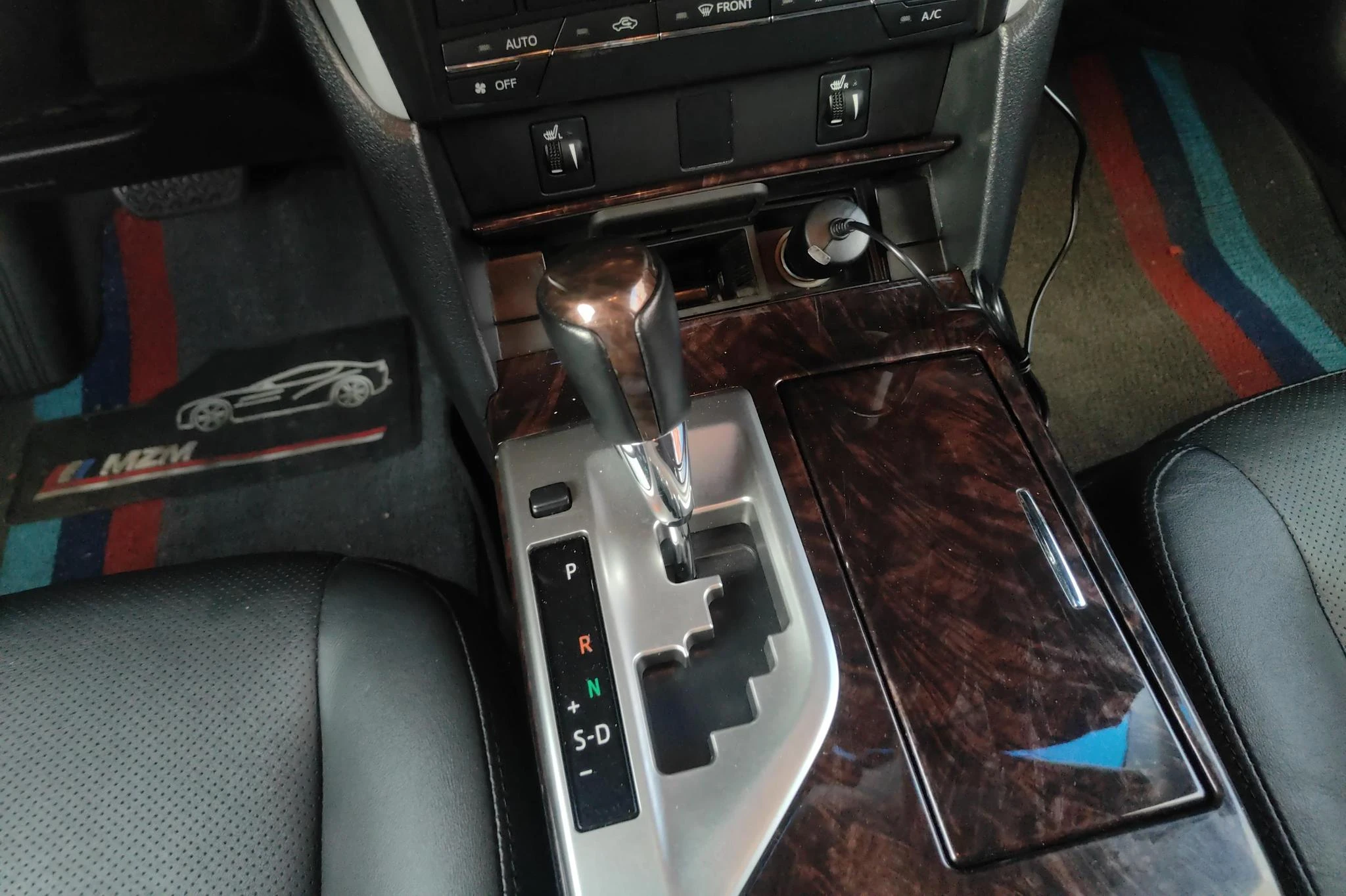 Toyota Camry, 2015 — фото 16