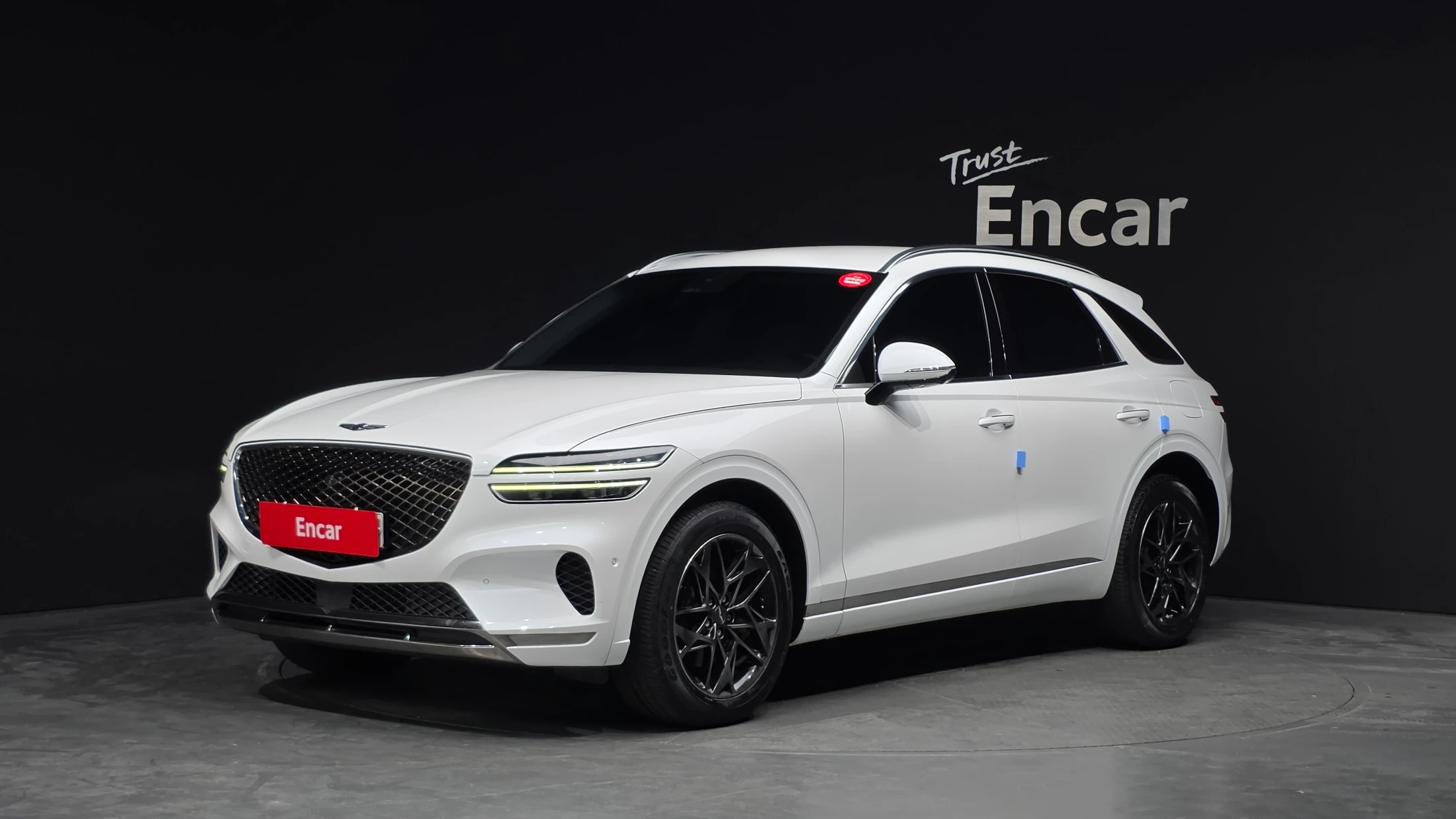 Genesis Gv70