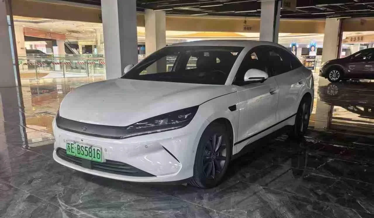 BYD Qin L EV