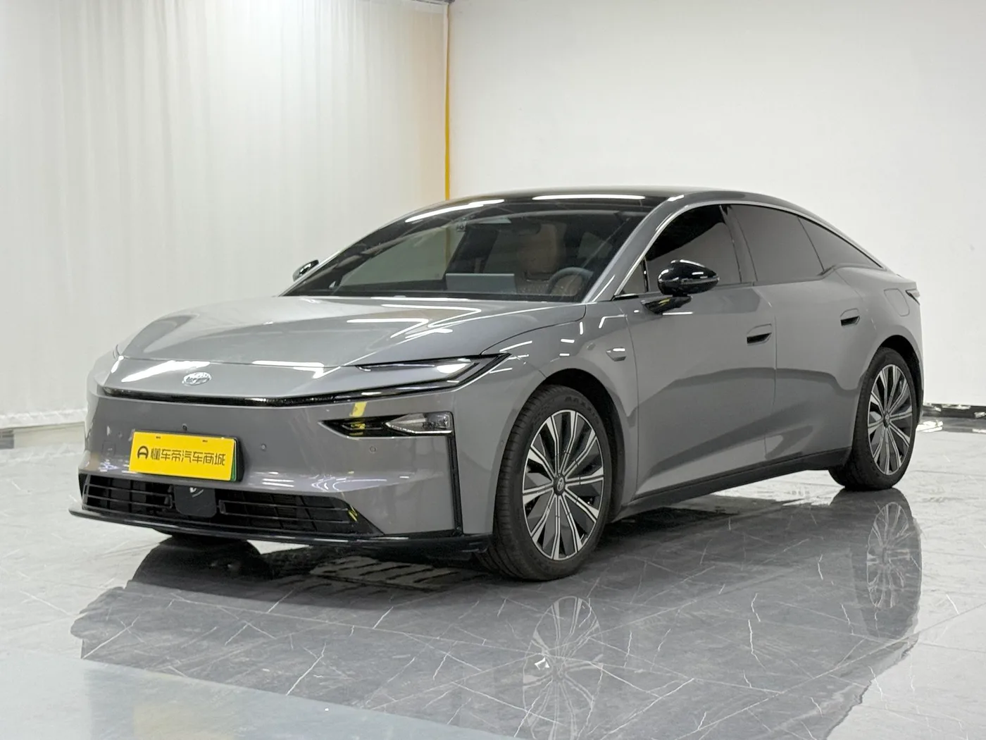 Toyota Platinum Intelligence 7