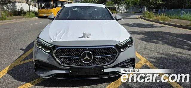 Mercedes-Benz E-Class W214