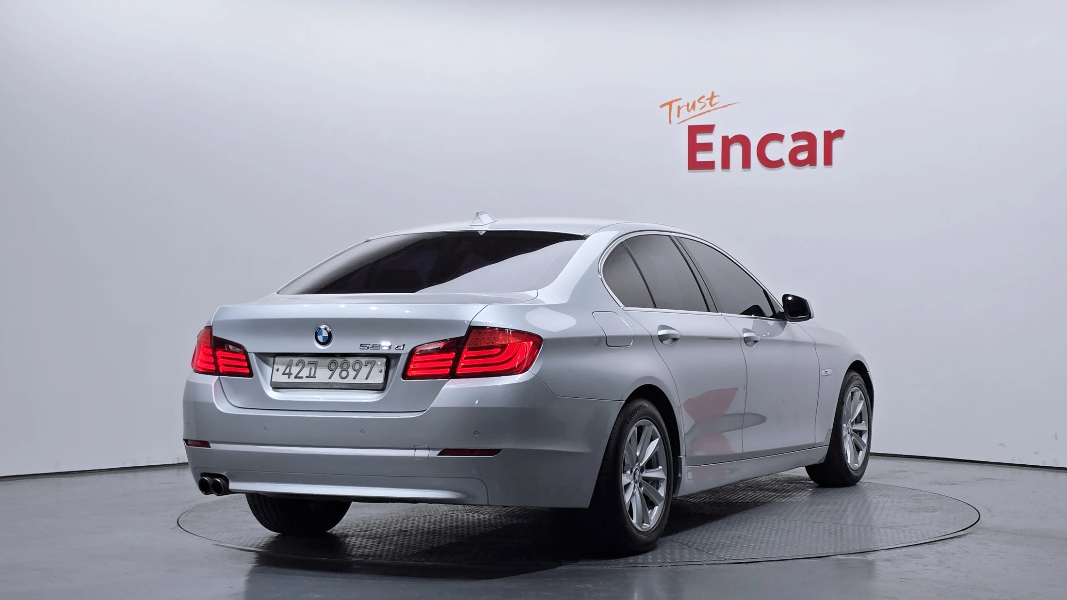 BMW 5-Series F10, 2013 — фото 2