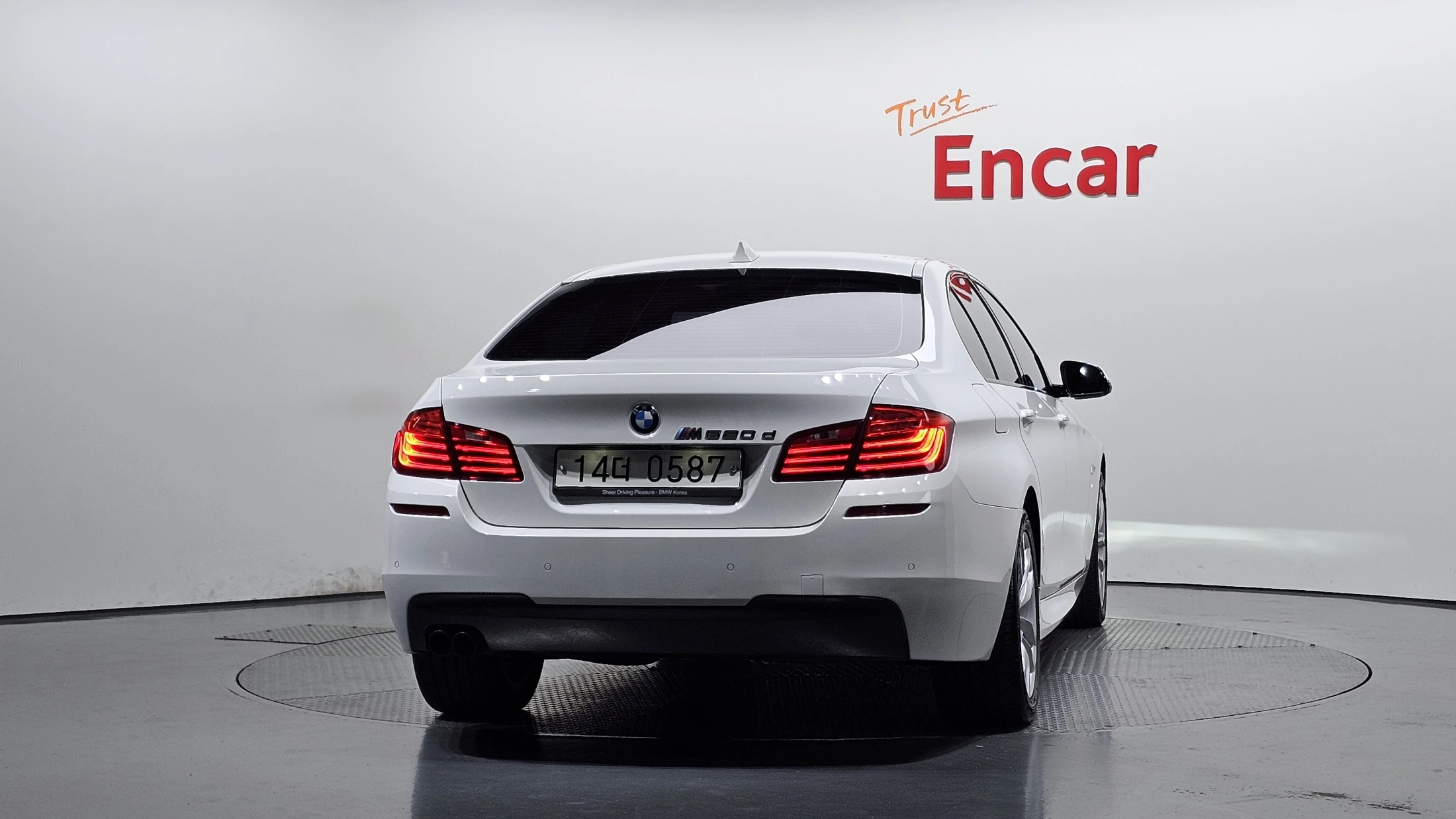 BMW 5-Series F10, 2015 — фото 4
