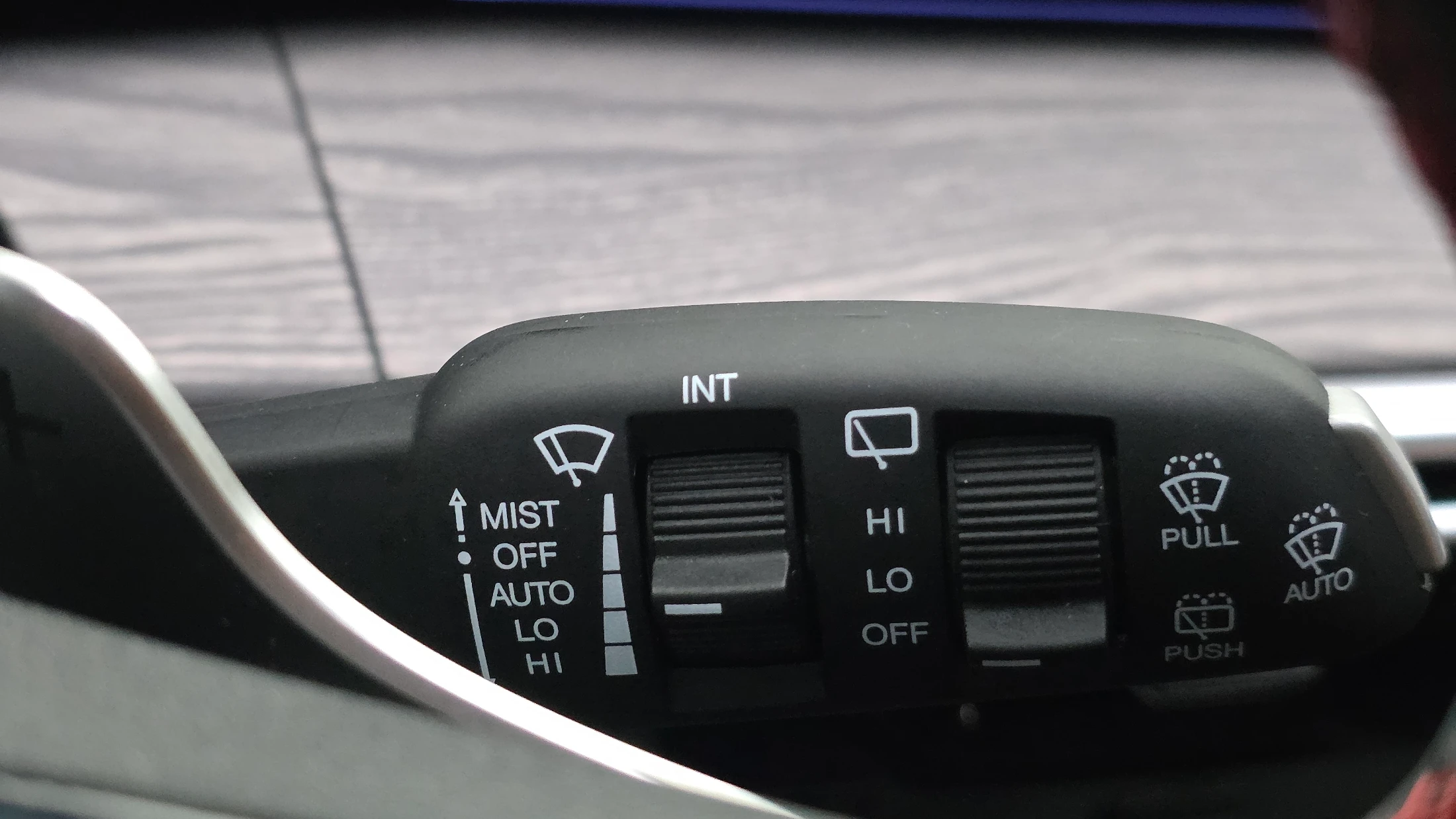 KG_Mobility_Ssangyong Actyon Activian, 2025 — фото 15