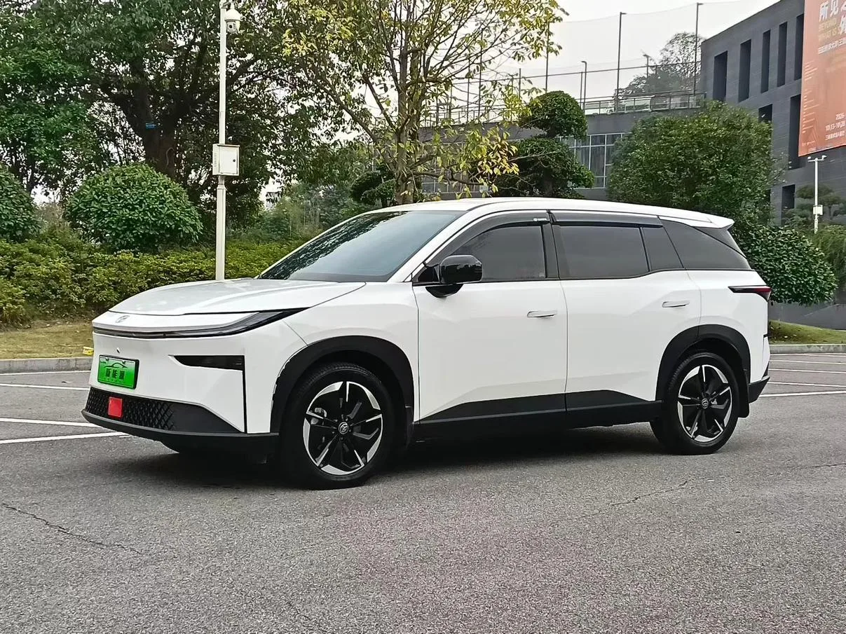 Toyota Platinum 3X