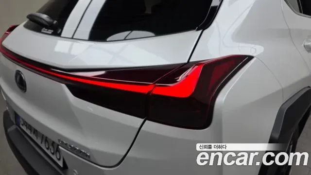 Lexus Ux UX300h, 2025 — фото 24