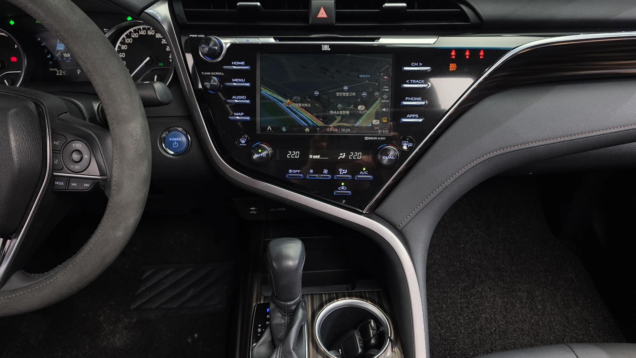Toyota Camry xv70, 2018 — фото 15