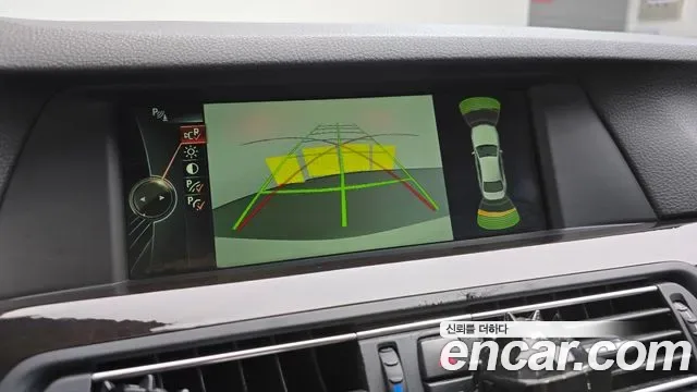 BMW 5-Series F10, 2013 — фото 14