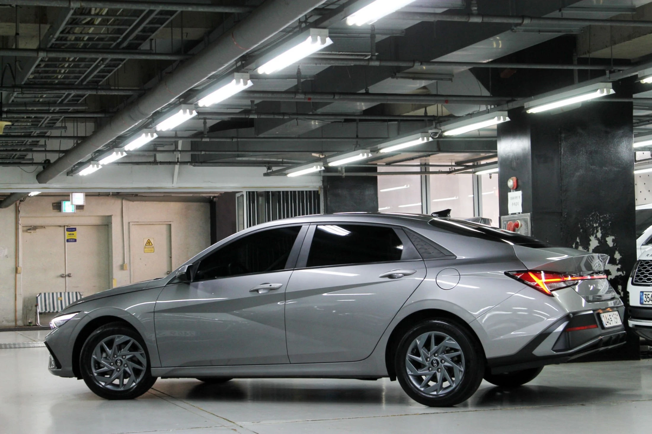 Hyundai Avante CN7, 2024 — фото 4