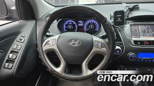 Hyundai Tucson ix, 2012 — фото 13