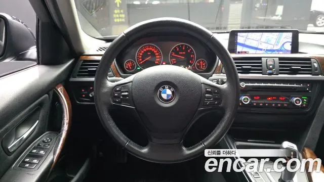 BMW 3-Series F30, 2012 — фото 13