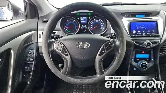 Hyundai Avante MD, 2012 — фото 13