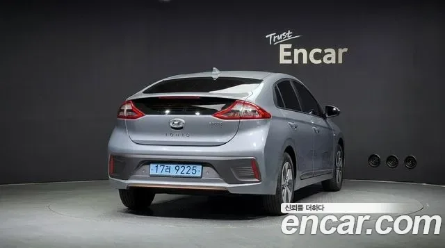 Hyundai Ionic Electric, 2018 — фото 3