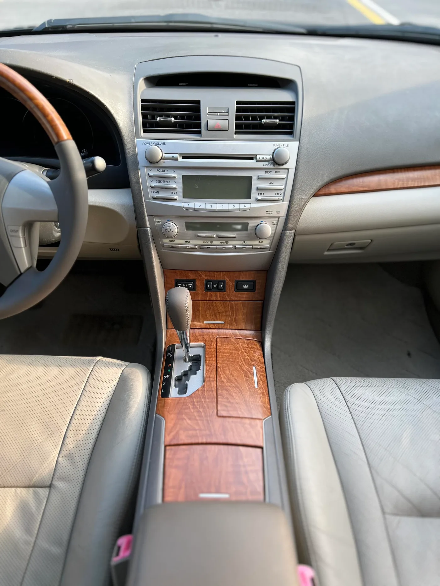 Toyota Camry, 2010 — фото 16