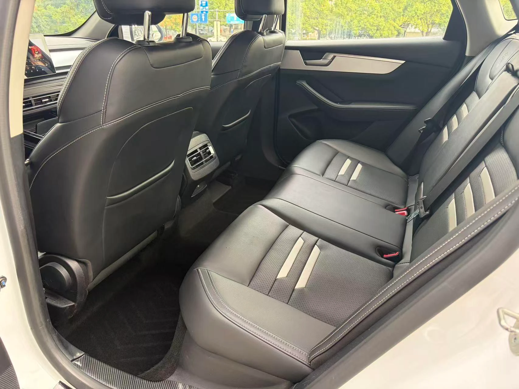 BYD Qin Pro DM, 2019 — фото 10
