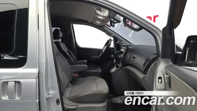 Hyundai Starex Grand Starex, 2009 — фото 11