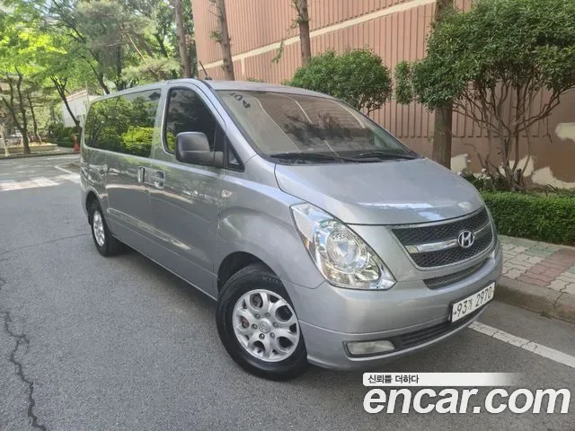 Hyundai Starex Grand Starex, 2012 — фото 2