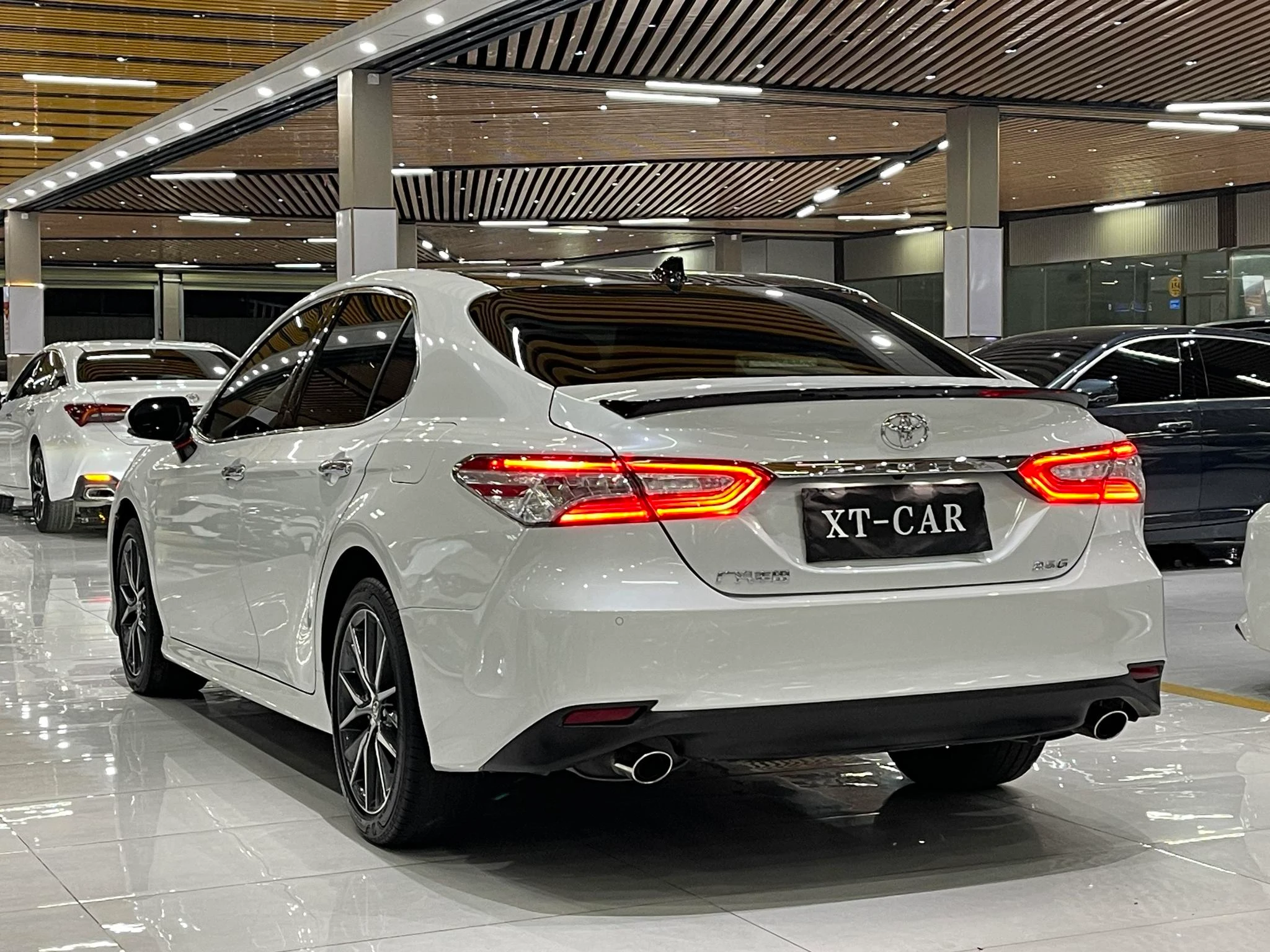 Toyota Camry, 2023 — фото 14