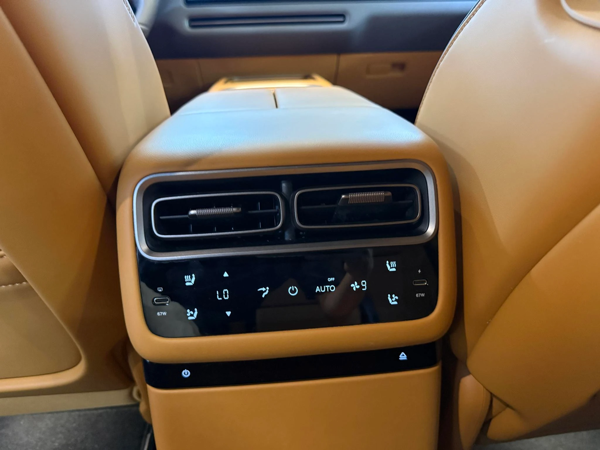 Li Auto ideal i6, 2025 — фото 17