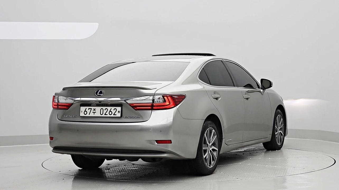Lexus Es ES300h, 2016 — фото 2