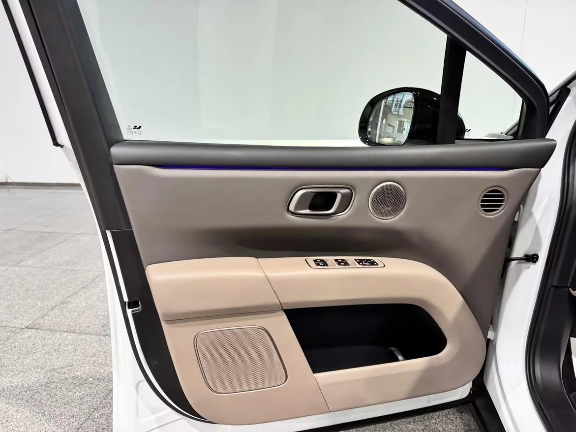 Li Auto ideal i6, 2025 — фото 12