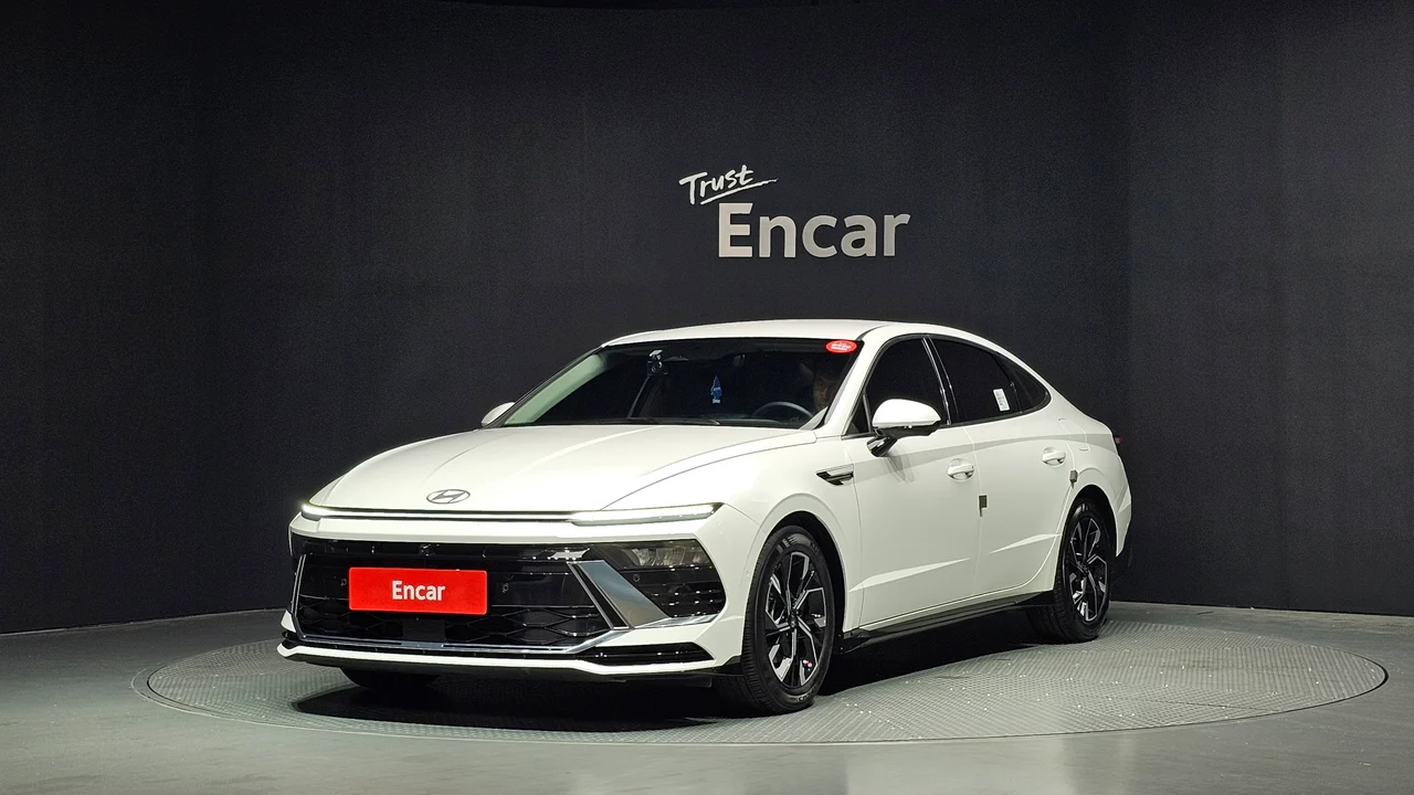 Hyundai Sonata De Edge (DN8)