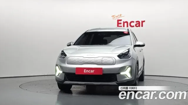 Kia Niro Plus, 2022 — фото 3