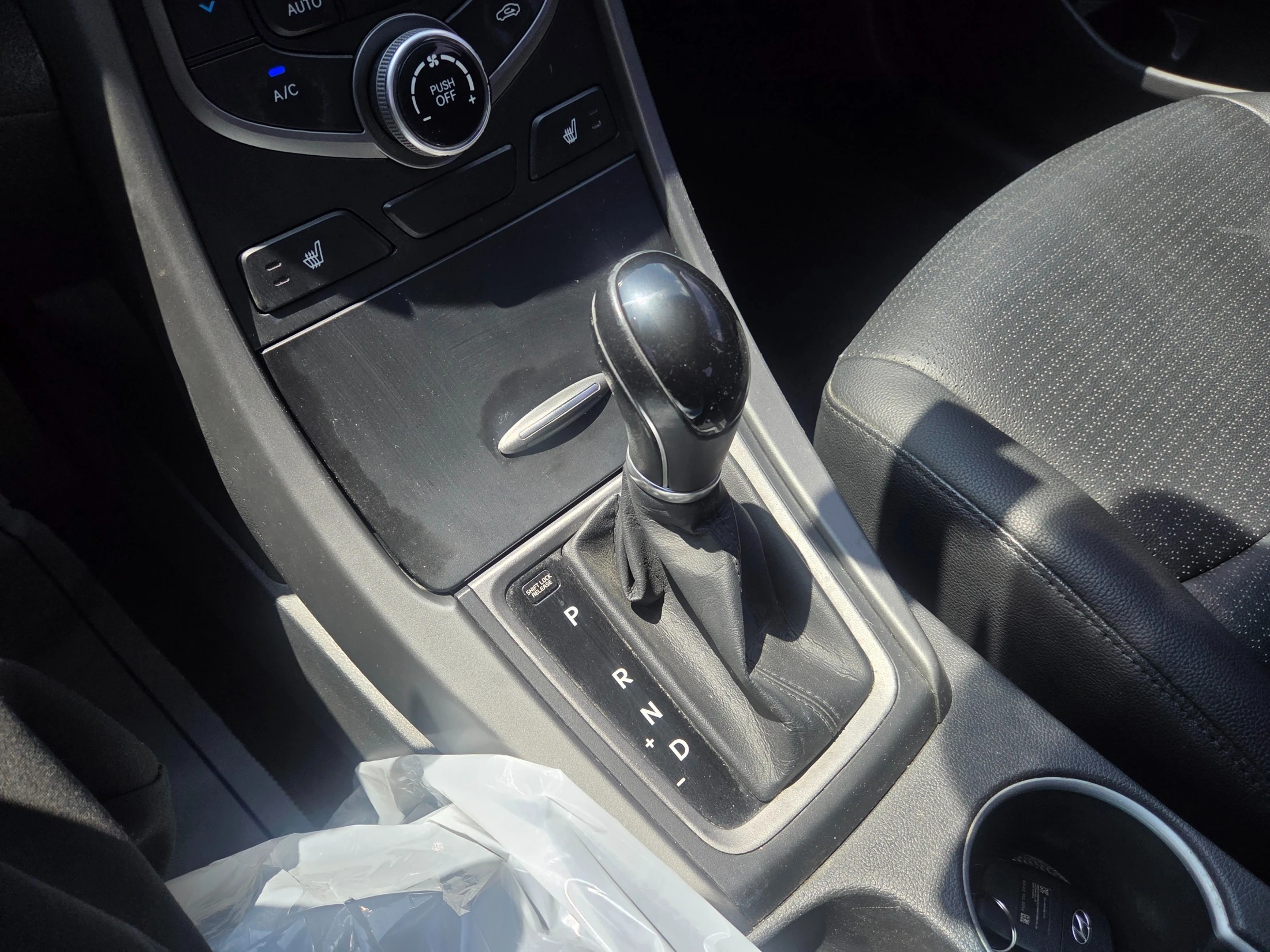 Hyundai Avante, 2014 — фото 15