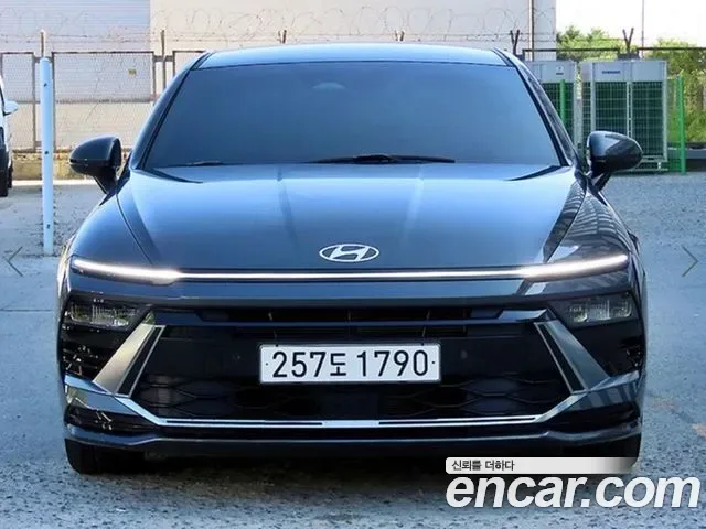 Hyundai Sonata De Edge (DN8)